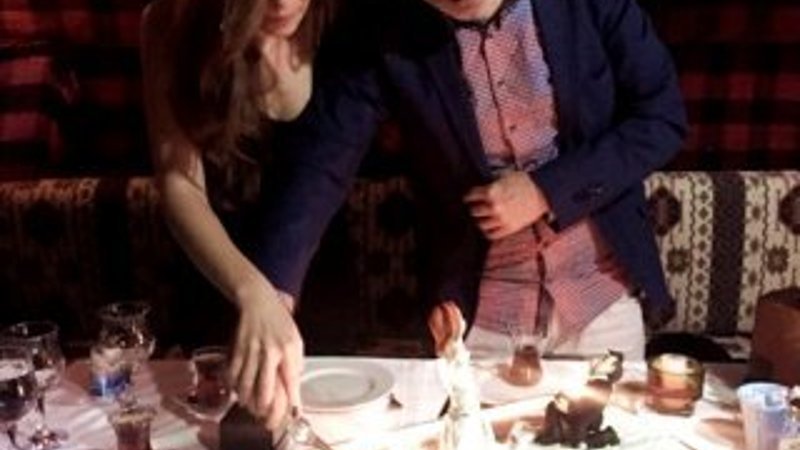 Gezegen Mehmet evleniyor