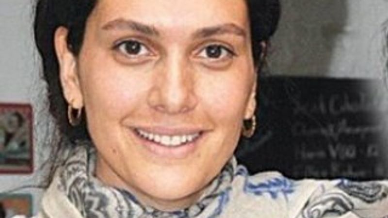 Bergüzar Korel'in makyajsız hali