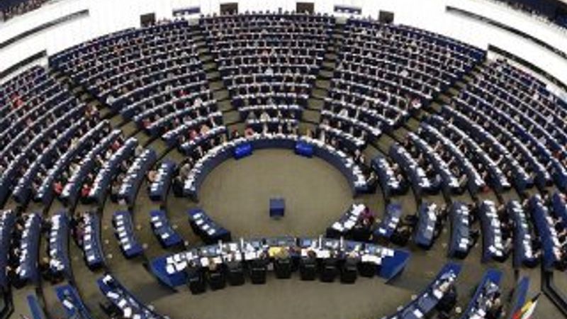 Vizesiz seyahat kararı AP'de görüşülecek