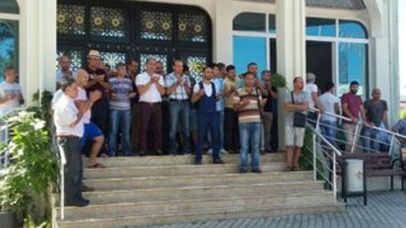 Alanyalı esnaf turist duasına çıktı