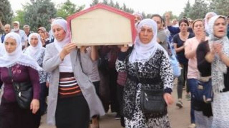 Canlı bomba Diyarbakır'da gömüldü