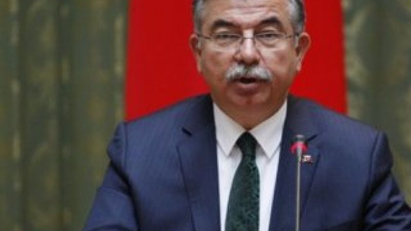 İsmet Yılmaz PKK'lıların yaktığı okul sayısını açıkladı