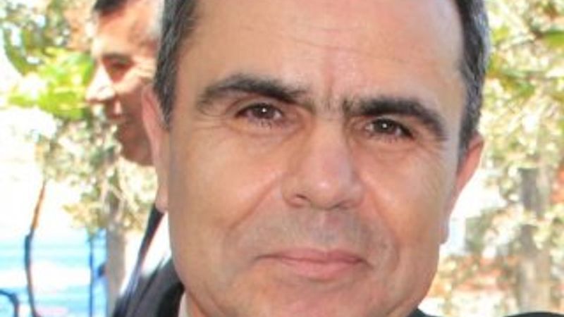 Aranan 2 albay Midilli'ye kaçmak isterken yakalandı