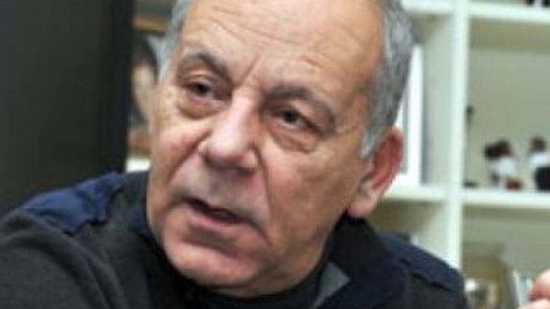 Bekir Coşkun darbe girişiminin tiyatro olduğuna inanıyor