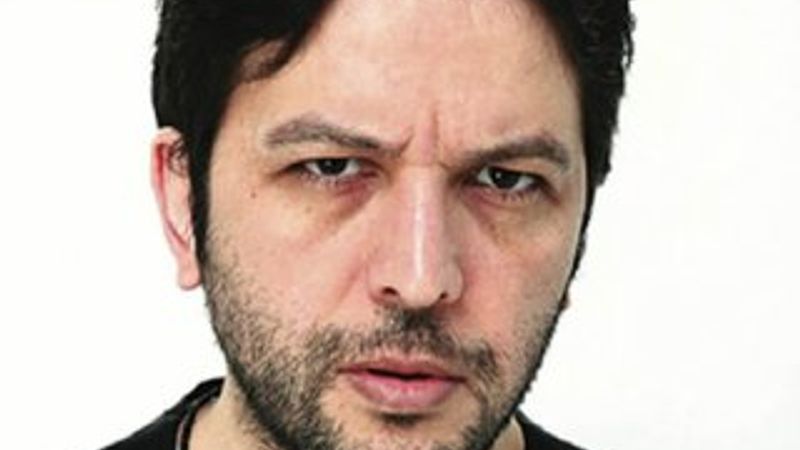 Nihat Doğan tankın üstüne çıktı