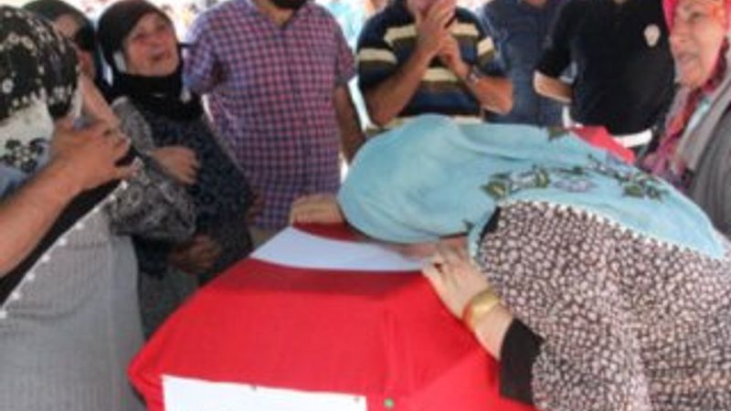 Darbe girişimi sırasında şehit olan sivillere de maaş