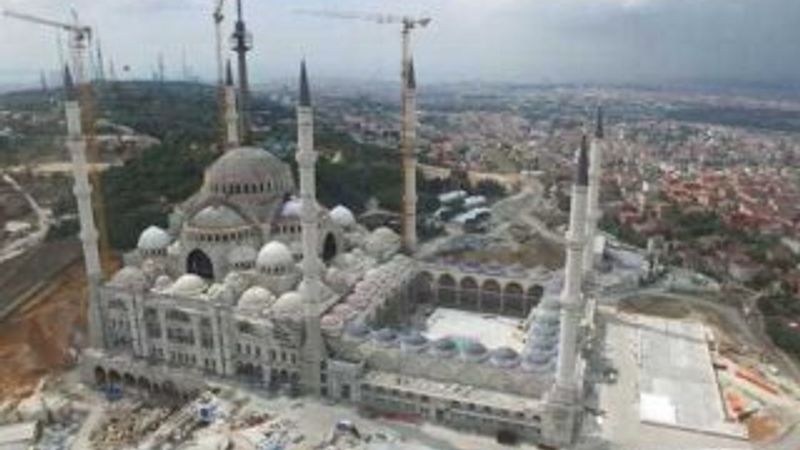 Çamlıca Camisi'nin kaba inşaatı bitti