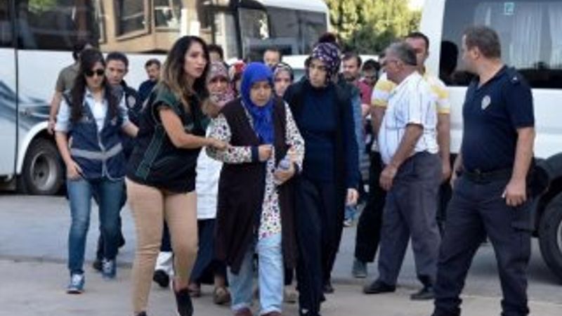 Antalya'da 39 öğretmen adliyede