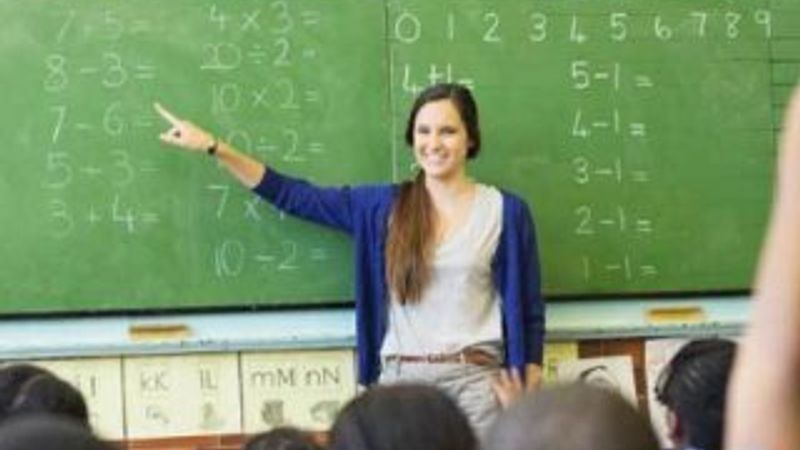 İzmir'de açığa alınan 149 öğretmen göreve iade edilecek