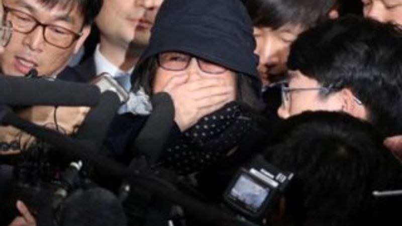 Güney Kore'de Choi skandalı