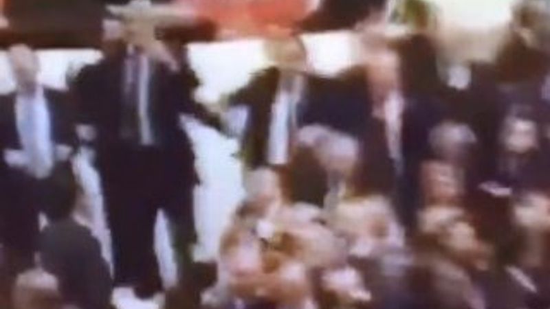 CHP'li vekilin AK Partili Şahin'in burnunu kırdığı o an