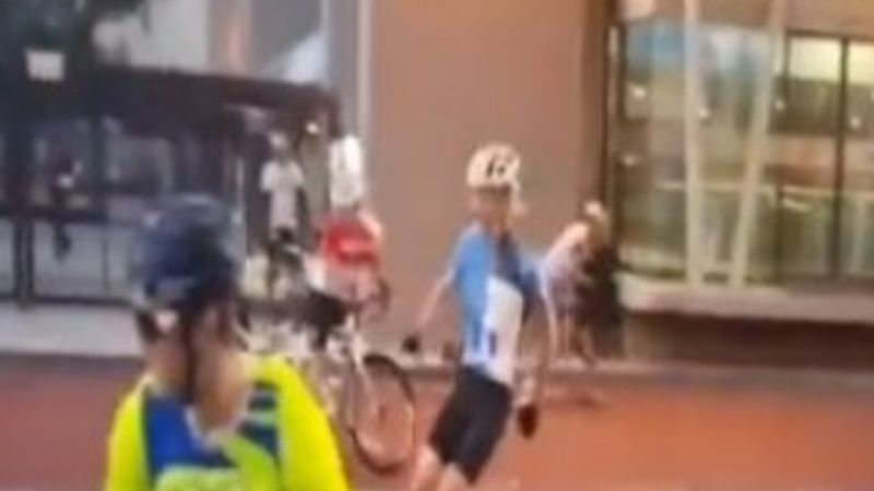 Şiddetli rüzgar bisikletçilerin kabusu oldu