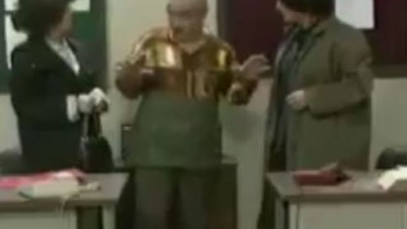 Levent Kırca parlamenter sistemin çarpıklığını anlatmıştı