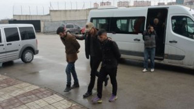 Van'da terör operasyonu: 12 gözaltı