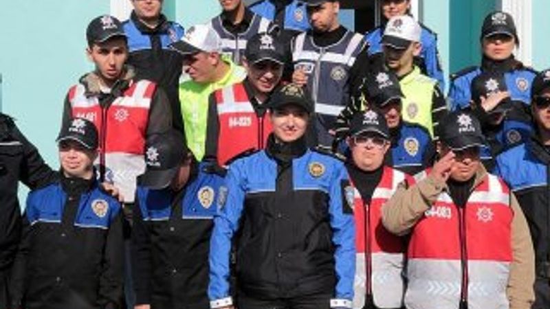 Engelli çocukların polislik hayali gerçekleştirildi