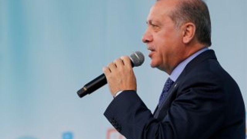 Erdoğan'dan askerlik şartı eleştirilerine yanıt