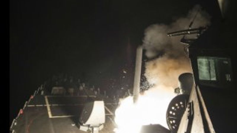 ABD Suriye rejimini Tomahawk'larla vurdu