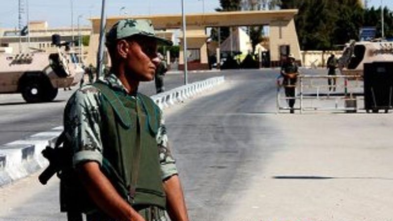 İsrail Mısır ile sınır kapısını kapattı