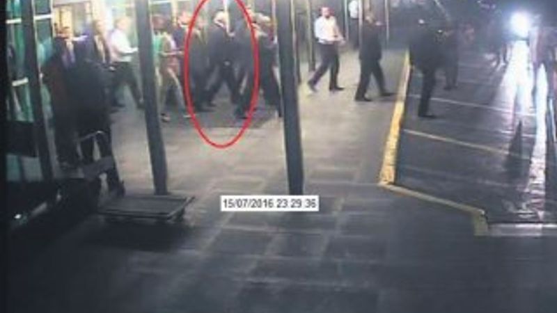 Kılıçdaroğlu'nun havalimanındaki kaçış videosu