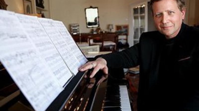 Fransız piyanistten Avrupa'ya; Türkiye eleştirisi