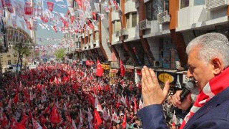 Başbakan Yıldırım'dan birlik beraberlik mesajları