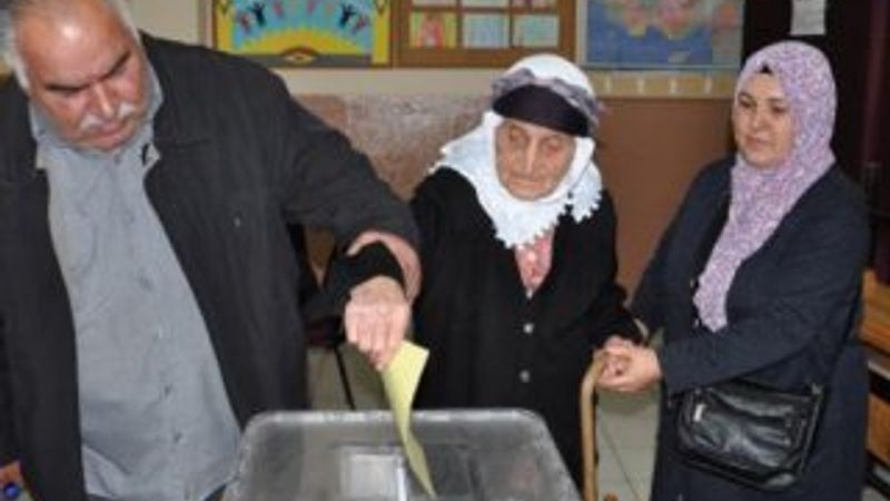 116 yaşında sandık başına gitti