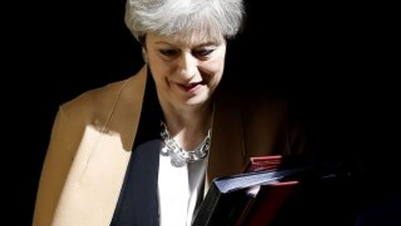 Theresa May, seçim öncesi TV programlarına katılmayacak