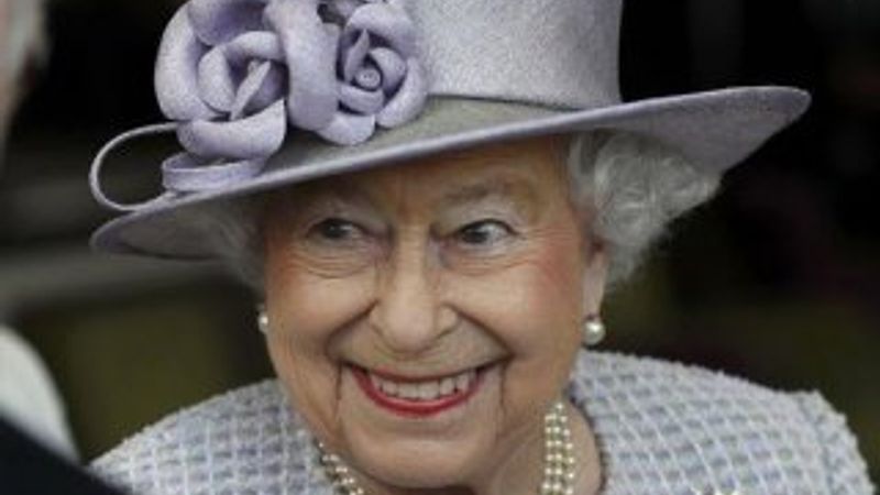 Kraliçe Elizabeth 91 yaşında