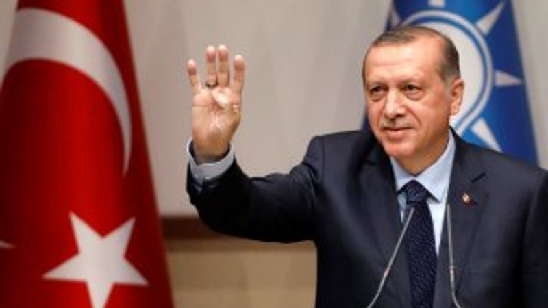Medyadaki İslamcı - Reisçi tartışmaları Erdoğan'a soruldu