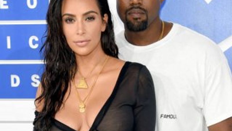 Kanye West sosyal medya hesaplarını kapattı