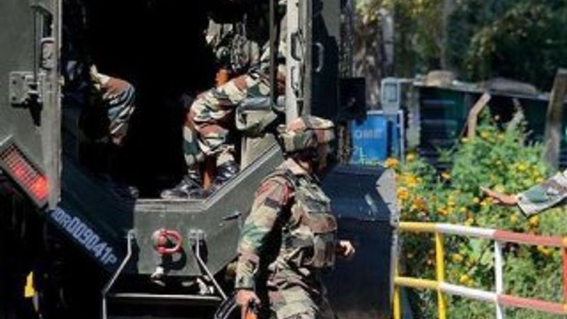 Cammu Keşmir'de çatışma: 4 ölü