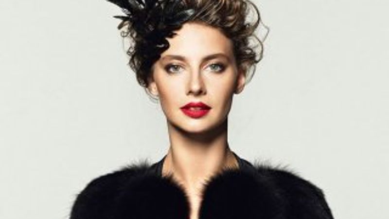 Tuba Ünsal'ın odasını maymunlar bastı