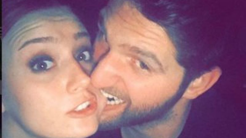 Gizem Karaca nişanlısıyla ön balayına çıktı