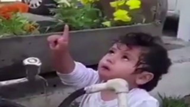 Şehit kızının yürekleri dağlayan görüntüsü