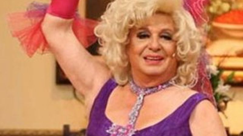 Huysuz Virjin Seyfi Dursunoğlu kılık değiştirdi