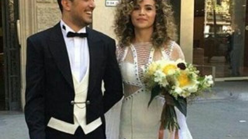 Ünlü oyuncu Sarp Apak evlendi