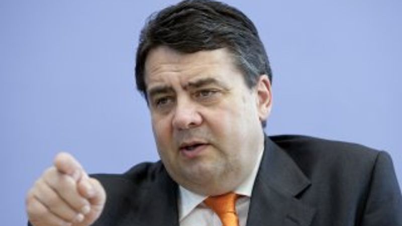 Alman Bakan Gabriel ilişkilerin normalleşmesini istiyor