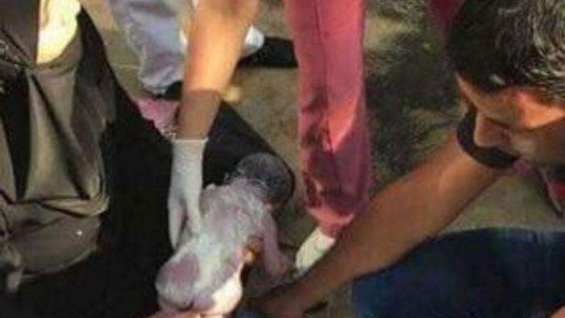 Lübnan'da Suriyeli kadın hastaneye alınmadı