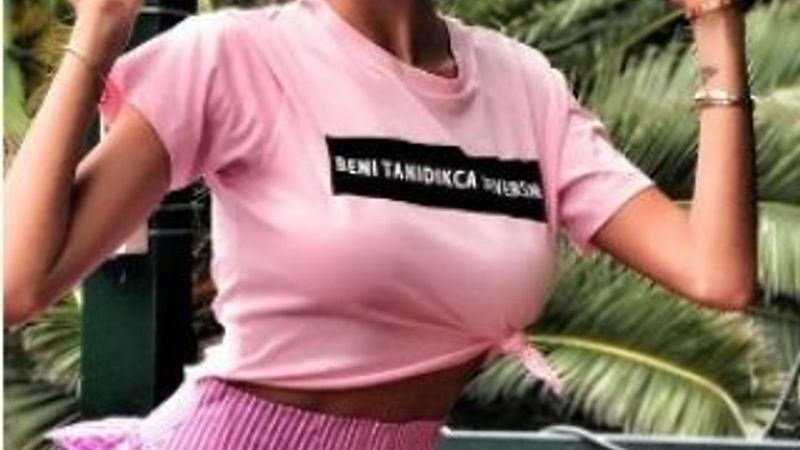 Özge Ulusoy silikonlarını yeniletti