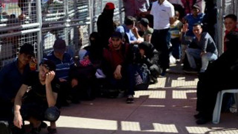 Türkiye'den Suriye'ye geçişler sona erdi