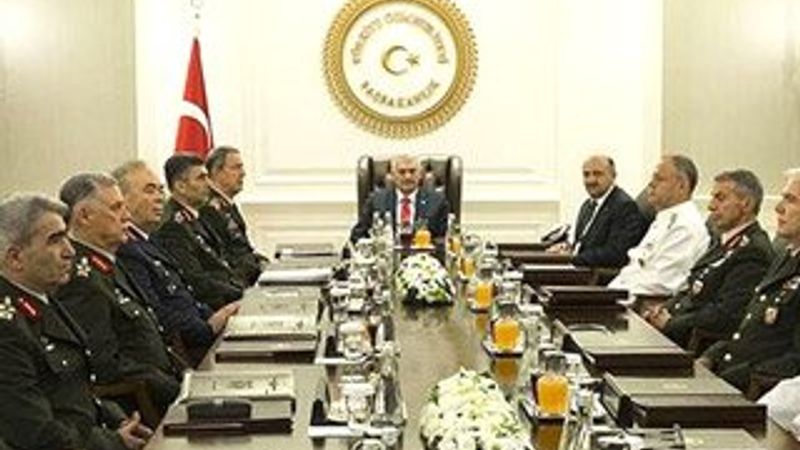 YAŞ öncesi FETÖ mağduru subaylara terfi imkanı