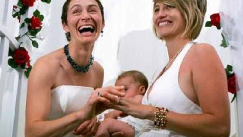 Alman Meclisi eşcinsel evliliği oylayacak