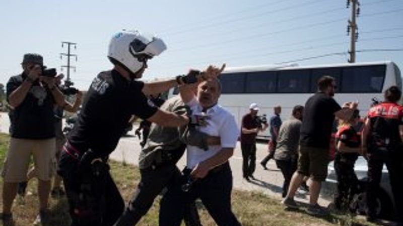 Düzce'de Kemal Kılıçdaroğlu'na tepki