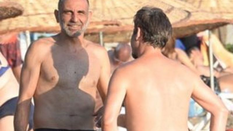 Gürkan Uygun halk plajında