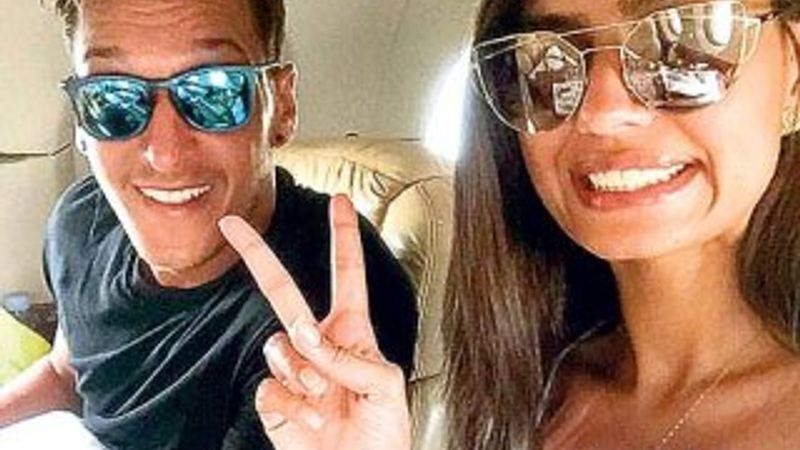 Mesut Özil'in hesabı hacklendi