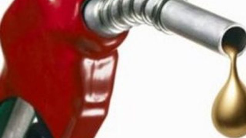 Benzinin litresine 13 kuruş zam geliyor