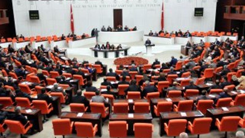 AK Parti ile MHP iç tüzükte anlaştı