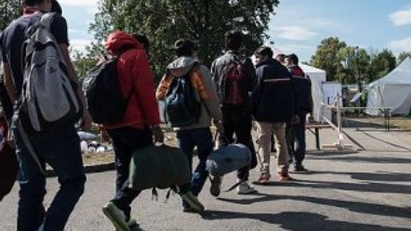 AB ülkelerine iltica başvuruları azaldı