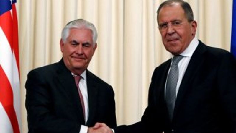 Tillerson: Rusya Suriye'de kimyasal silahı önlemeli