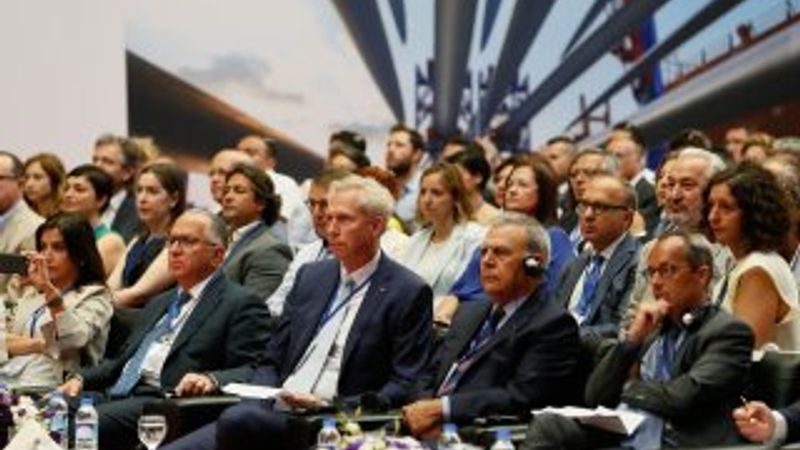 Bergama'da rüzgar türbini kanadı fabrikası üretime başladı